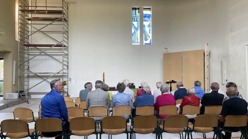 Kerkdienst tijdens verbouwing