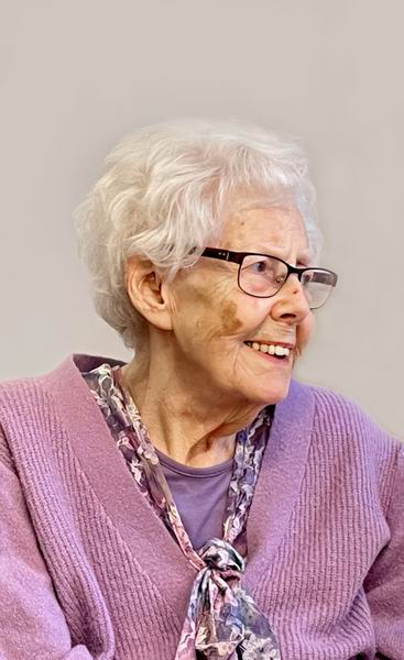 Uffelen Ria van2023 5